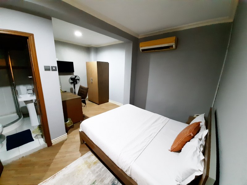Deluxe Royale Room