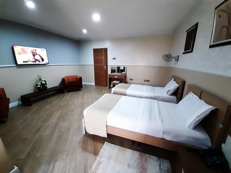 Grande Royale Double Bed
